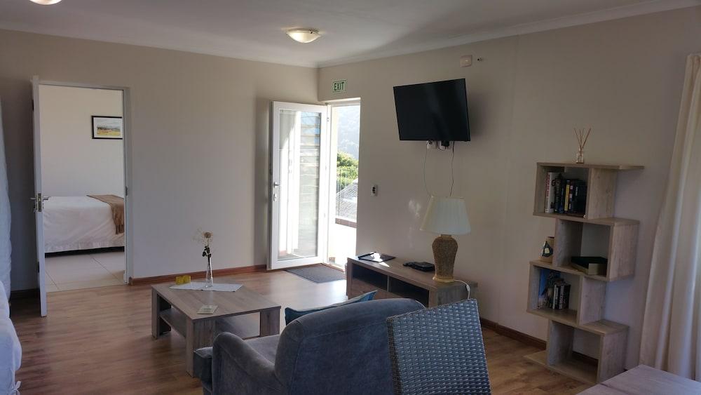 Lala Panzi B&B Plettenberg Bay Bagian luar foto