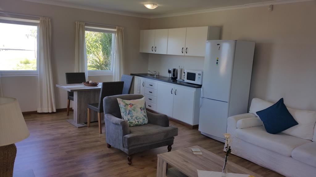 Lala Panzi B&B Plettenberg Bay Bagian luar foto