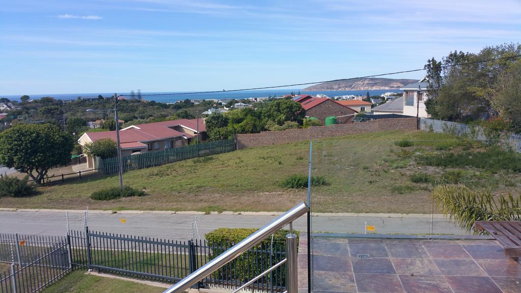 Lala Panzi B&B Plettenberg Bay Bagian luar foto