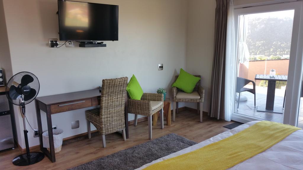 Lala Panzi B&B Plettenberg Bay Bagian luar foto